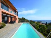 VUE MER PANORAMIQUE DANS UN DOMAINE PRIVE