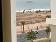 Vue sur mer،plage de surf. Marina à 5 mint