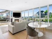 W 6th Ave 1450 W 6th Ave