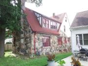 W Custer Ave