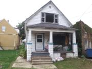 W Garfield Ave, Milwaukee, Home For Sale