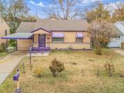 W Th Pl, Tulsa, Home For Sale