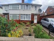 Wakefield, 3 bed semi detached house to let