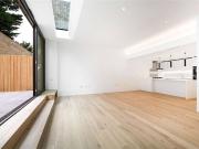 Walcot Mews, Walcot Square, London, SE11 4UB