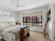 Walk to mooloolaba beach prime single level living on 960m2