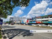 Walking distance Banks & Malls. Facing jln genting...