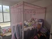 “Walking distance to School HOUSE FOR RENT”