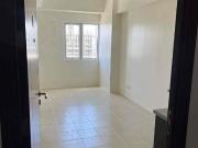 Walking Distance to Starbucks/MCDO/Mang Inasal Rent to...