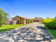 Walking distance to the CBD!