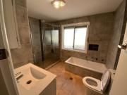 walking distance to train station