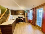 Walkout Basement suite with 2 Bedroom, Full kitchen,...