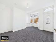 Wall Street, Blackpool, FY1