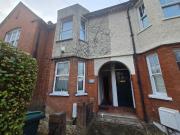 Waltheof Avenue, London N17, 1 bed flat to rent, £1,450...
