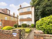 Walton Court, Sheen Park, 3 Bedroom Flat