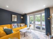 Walton Road, West Molesey, 1 Bedroom Detached
