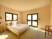 Wander Flats Cozy T1 by the Sea