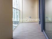 Wandsworth Road, London SW8, 2 bed flat to rent, £3,800...