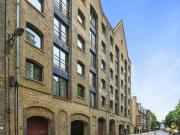 Wapping High Street, London, 3 Bedroom Apartment