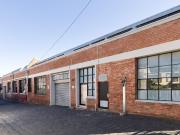 Warehouse living in prime city edge location