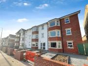 Warley Road, Lancashire FY1 2 bed apartment to rent £900...