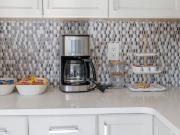 Warm and cozy 3 bedroom home with well equipped home...