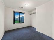 Warm, Welcoming & Wonderfully Located!