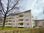 Warme Aussicht im 3. Obergeschoss – lichtdurchflutete... Warme Aussicht im 3. Obergeschoss – lichtdurchflutete...