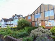 Warren Road, North Chingford, 2 Bedroom Maisonette