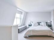 Warriner Gardens, London, SW11 4DU, United Kingdom | 6...