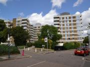 Warwick Drive, Putney SW15, 3 bed flat to rent, £2,800...