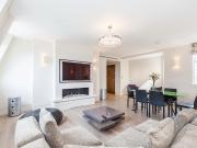 Warwick Gardens, London W14, 3 bed flat to rent, £7,150...