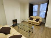 Warwick Road, London N11, 4 bed terraced house to rent,...