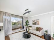 WATER VIEWS AND CITY LIGHTS! WATER VIEWS AND CITY LIGHTS!