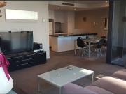 Waterfront 2 Bedroom apartment Docklands