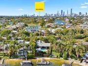 Waterfront Entertainer Vacant Must and Will Be SOLD !