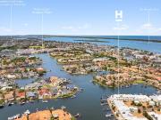 WATERFRONT VILLA DOUBLE SIDED PONTOON MOTIVATED VENDOR