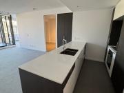 Waterloo 3bed2bath apartment high level northeast facing...