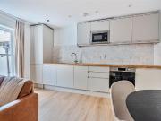 Waterloo Street, Clifton, Bristol BS8, 2 bed flat to...