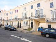 Waterloo Street, Hove BN3, 1 bed flat to rent, £1,200...
