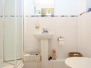 3 bedroom Flat To Let
