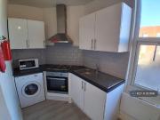 Wavertree Road, London, SW2 Studio to rent £1,375 pcm...