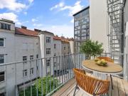 Perfekt geplante 3 Zimmer Altbauwohnung mit Balkon nahe...