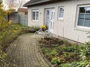 Weißer Bungalow mit Einliegerwohnung Weißer Bungalow mit Einliegerwohnung
