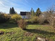 Weitläufiges Grundstück mit charmanten Haus