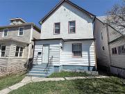 Welcome To 439 Agnes Street