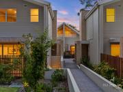 Welcome to Stone Gate Brand new luxury townhouses for...