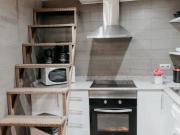 Welcoming 3 bedroom apartment in proximity to Arc de...