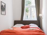Welcoming 3BR Budget Apt. well connected, Vienna...