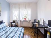 Welcoming single bedroom near the Gambara metro