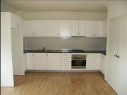 Well Lit 2 Bedroom Apartment In The Heart Of Erskineville